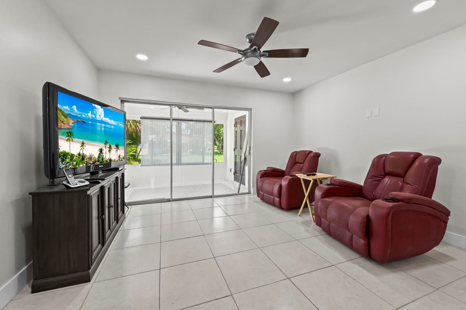 647 Marlboro Oval, Greenacres, FL 33467 photo 12