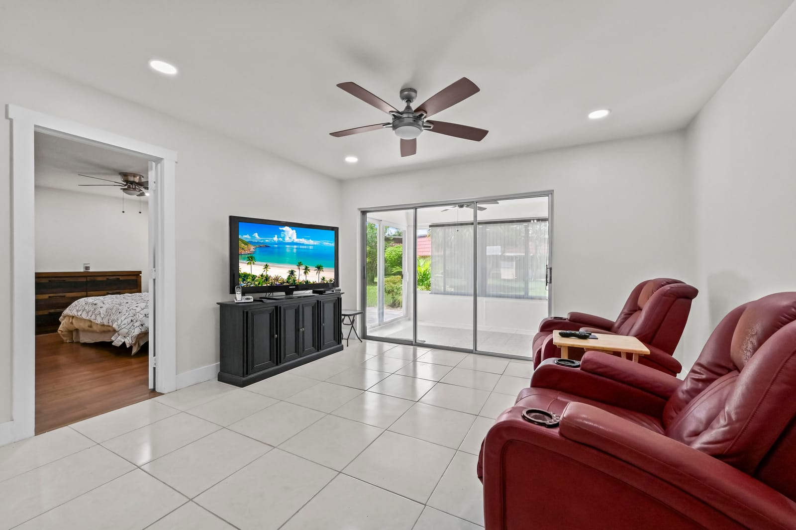 647 Marlboro Oval, Greenacres, FL 33467 photo 15
