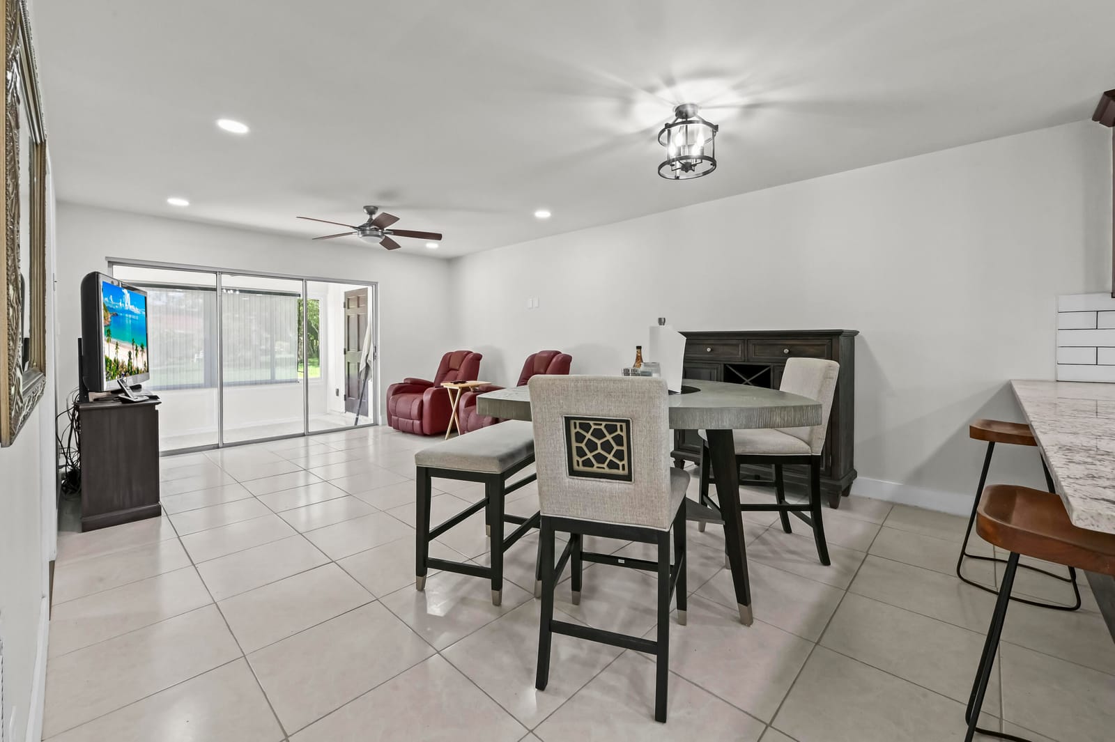 647 Marlboro Oval, Greenacres, FL 33467 photo 5