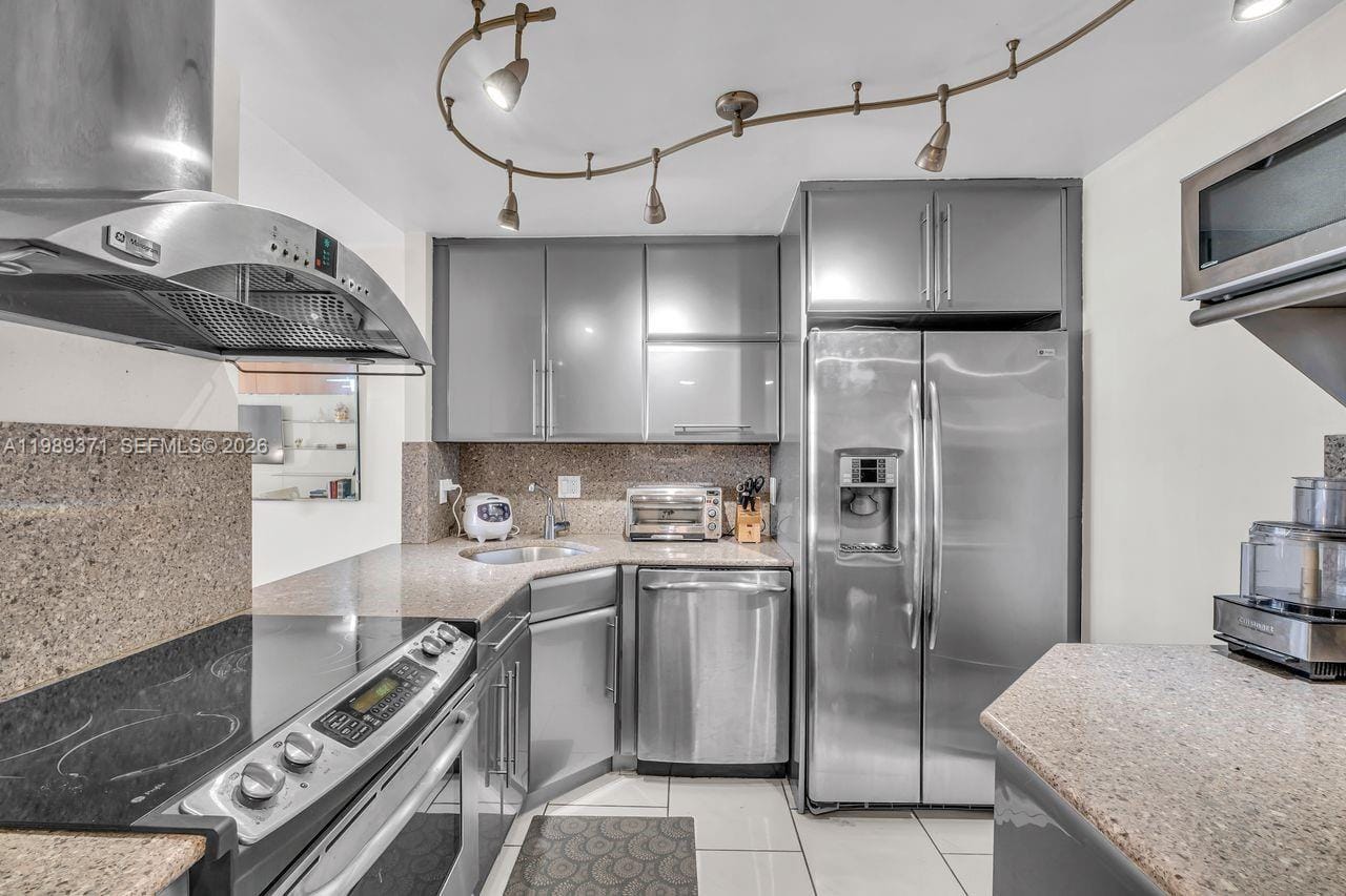 1825 S Ocean Drive 407, Hallandale Beach, FL 33009 photo 13