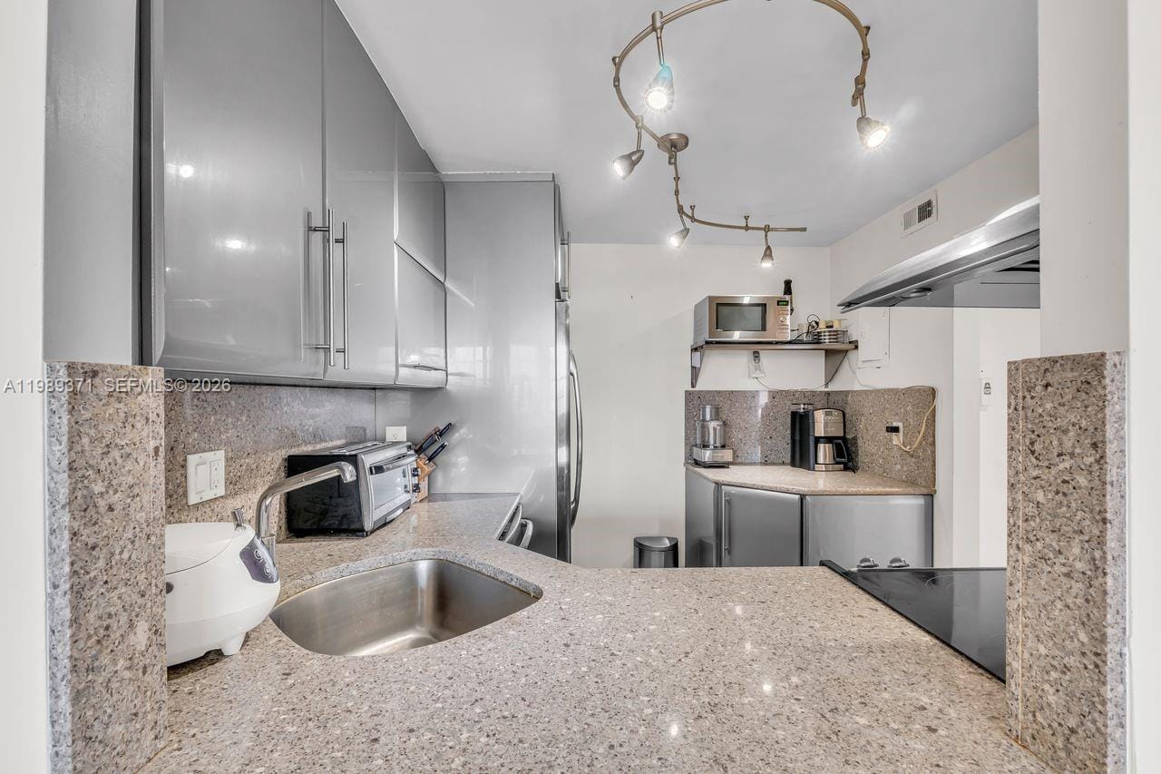 1825 S Ocean Drive 407, Hallandale Beach, FL 33009 photo 14