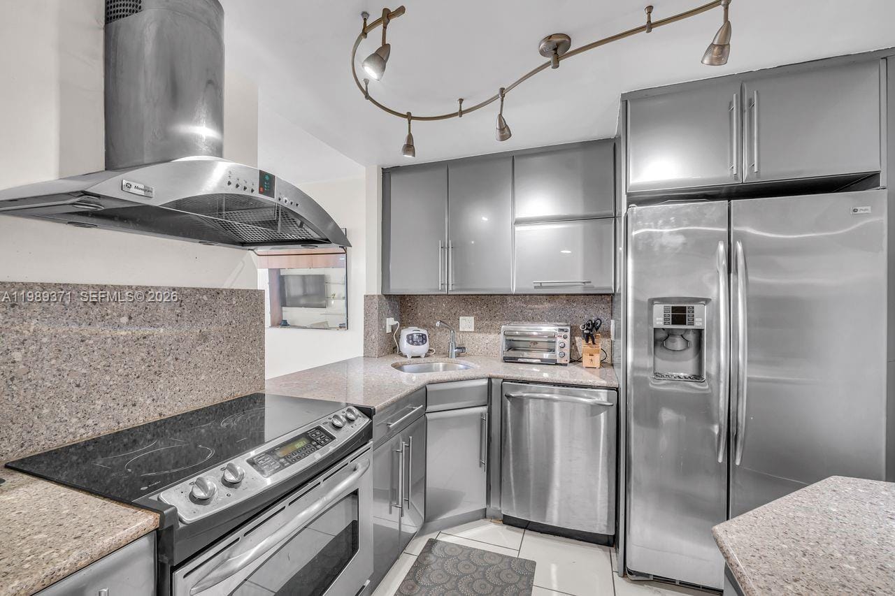 1825 S Ocean Drive 407, Hallandale Beach, FL 33009 photo 15