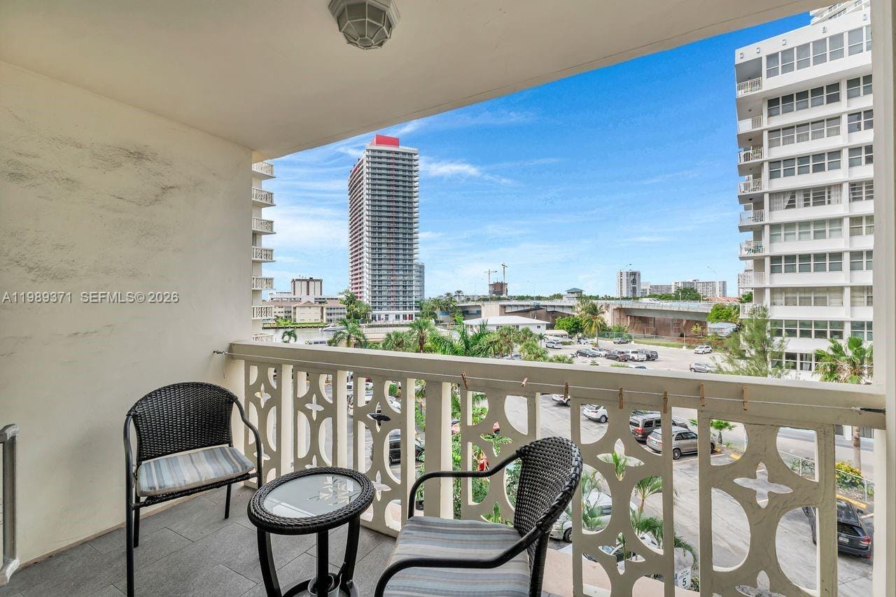 1825 S Ocean Drive 407, Hallandale Beach, FL 33009 photo 5