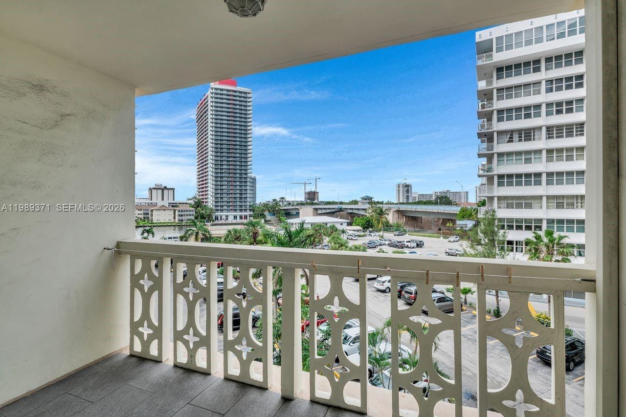 1825 S Ocean Drive 407, Hallandale Beach, FL 33009 photo 6