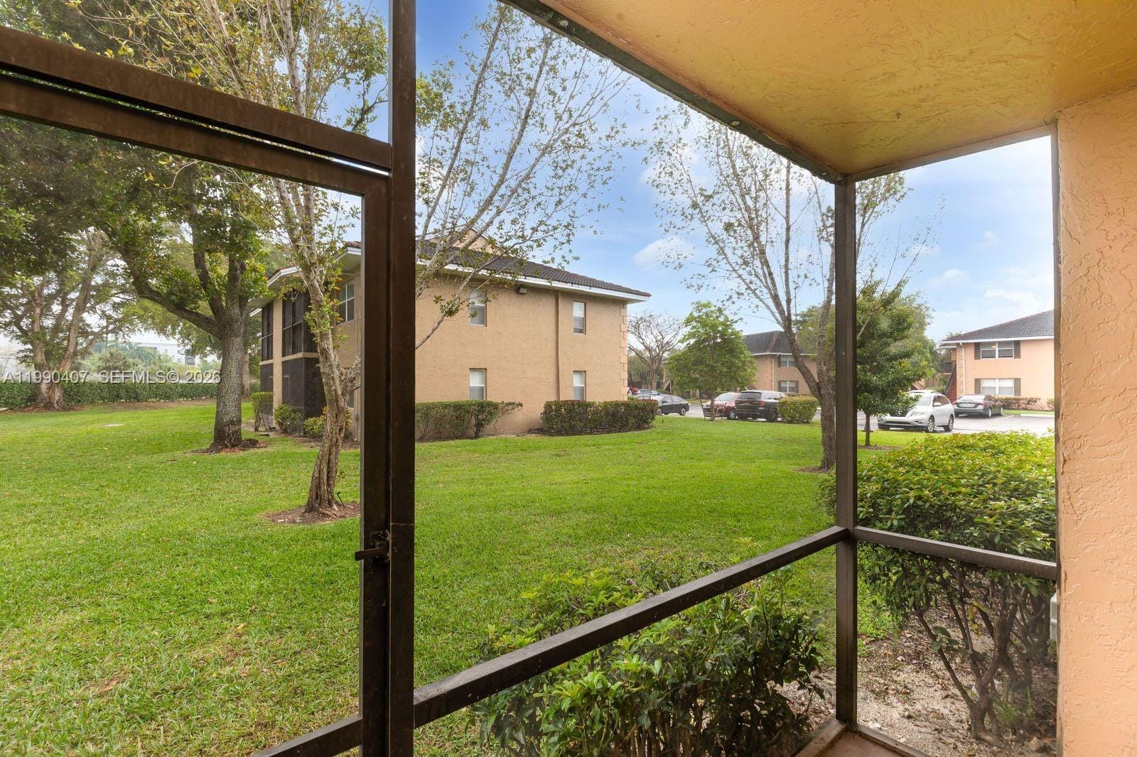 10330 NW 8th Street 104 — photo 9