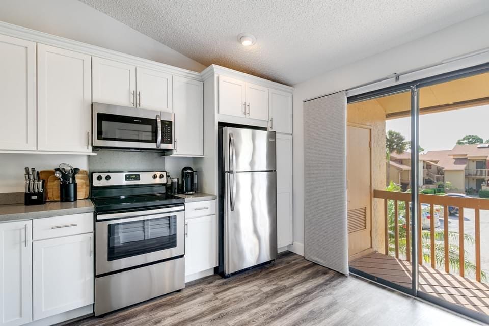 13065 Albright Court 28, Wellington, FL 33414 photo 4