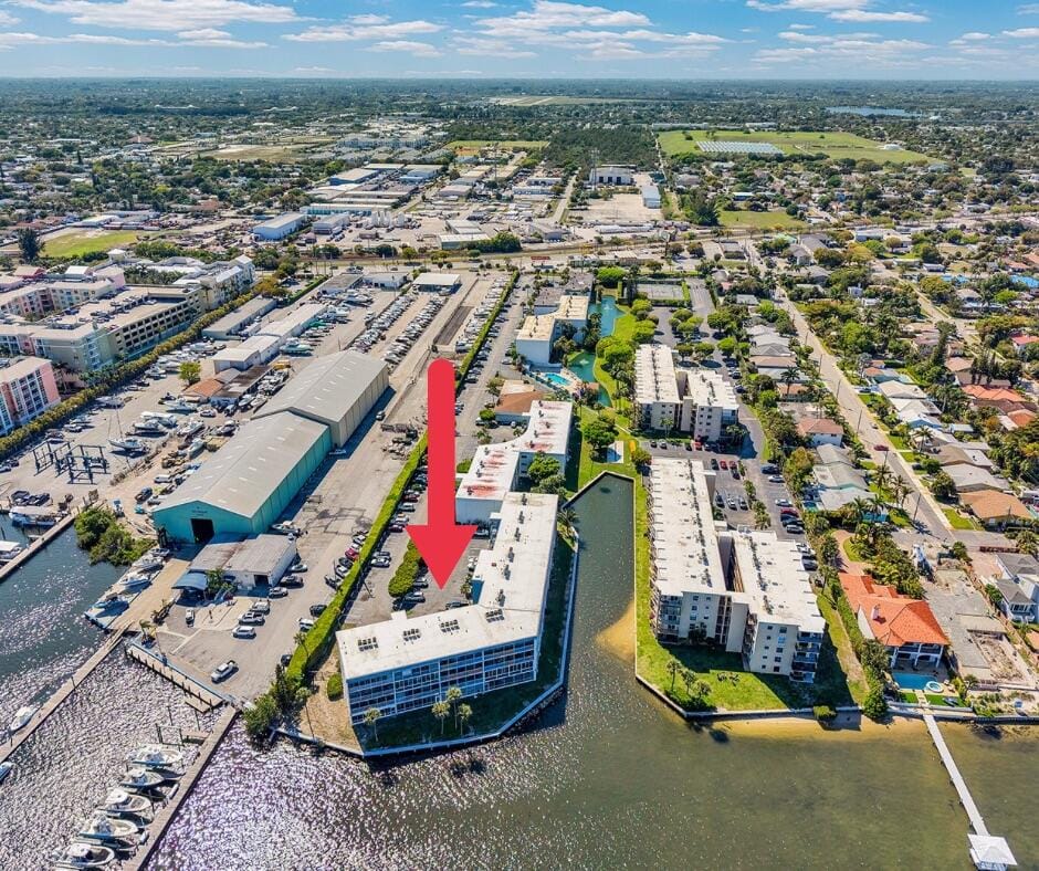 100 Waterway Drive S 109, Lantana, FL 33462