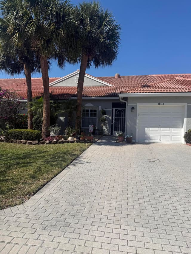 8544 Logia Circle, sold in Melrose Pud Pod E, Boynton Beach, FL