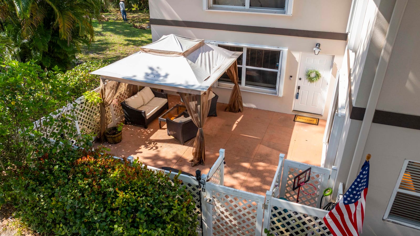 31 Clinton Court B, Royal Palm Beach, FL 33411 photo 3