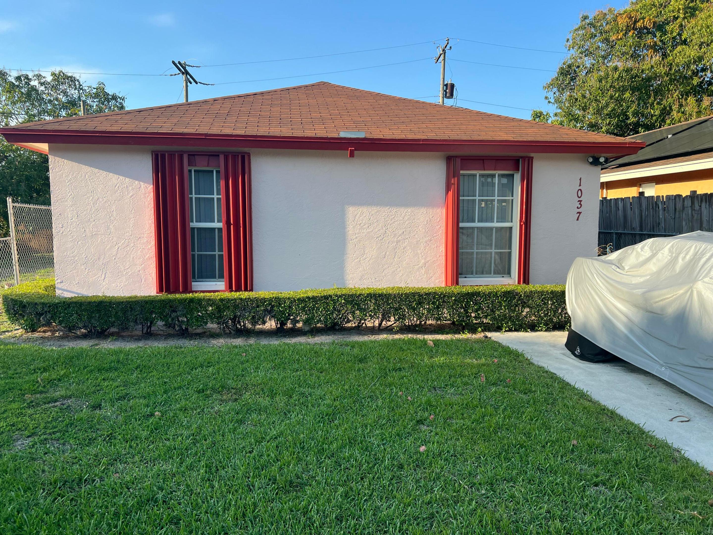 1037 17th Street, West Palm Beach, FL 33407, West Palm Beach