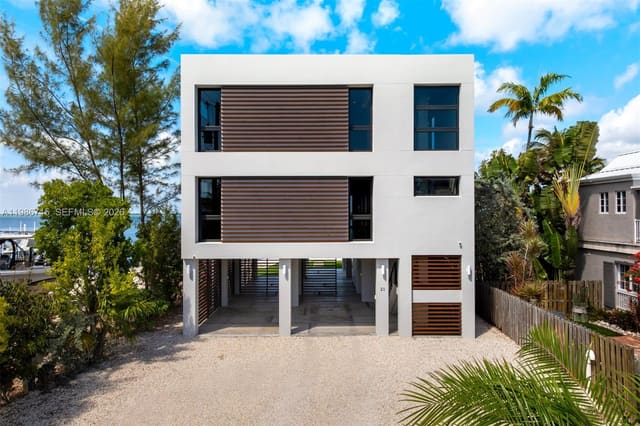 21 Stillwright Way, Key Largo, FL 33037
