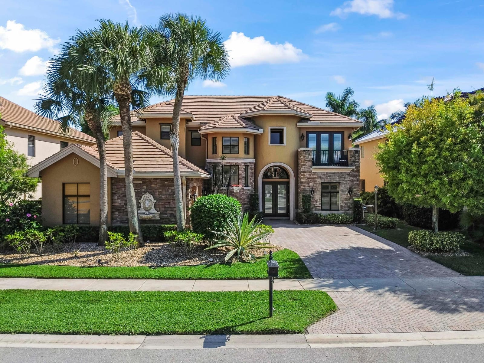 10376 Trianon Place, Wellington, FL 33449 photo 2