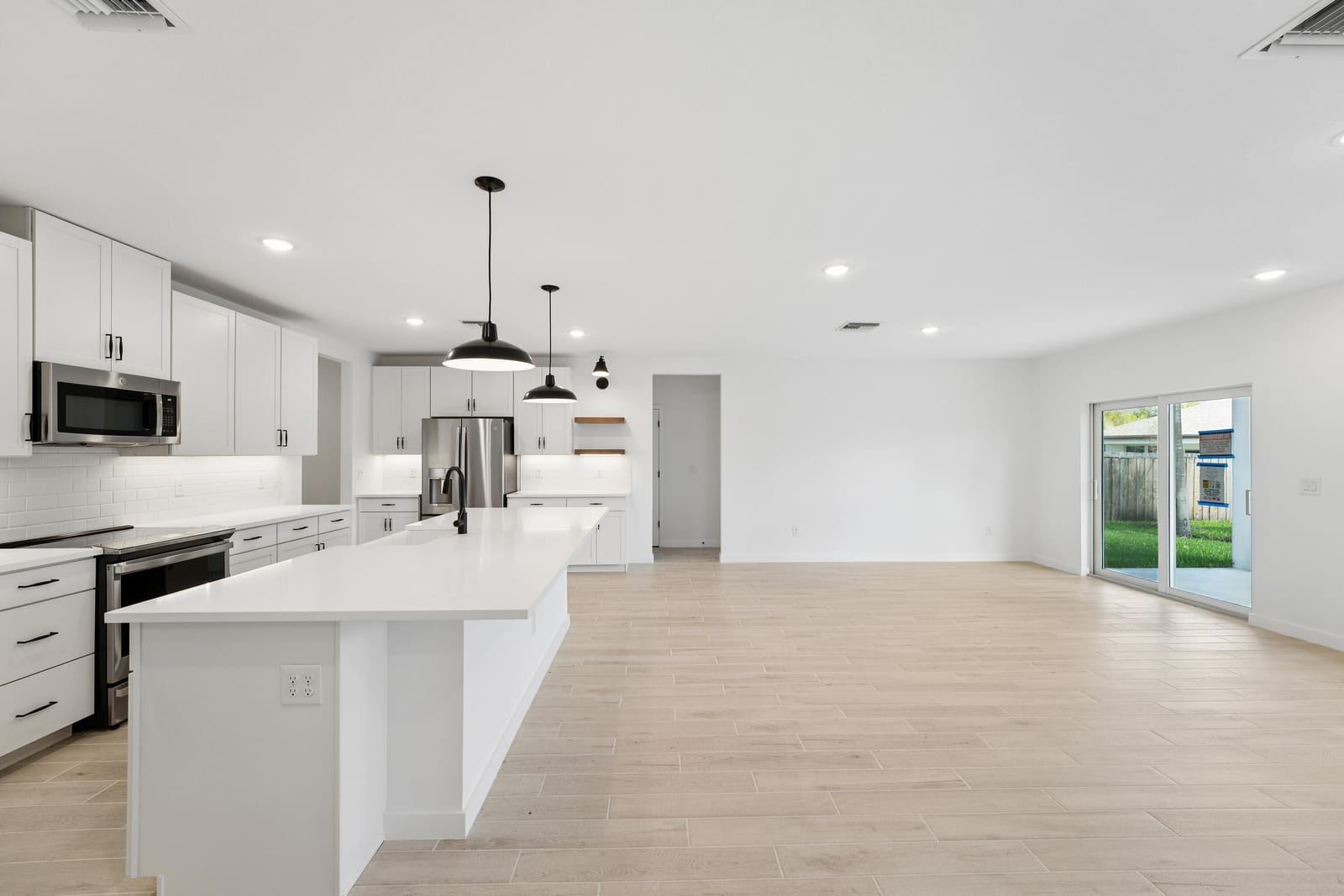 434 SW Narco Court — photo 12