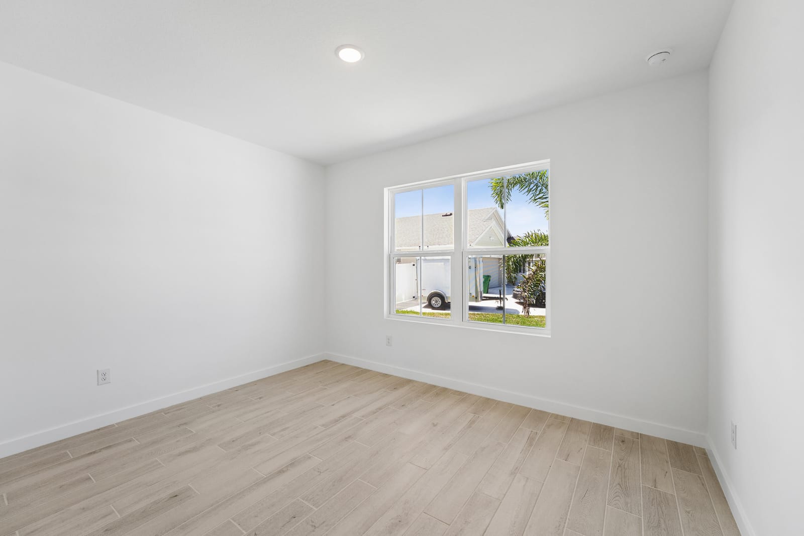 434 SW Narco Court — photo 3