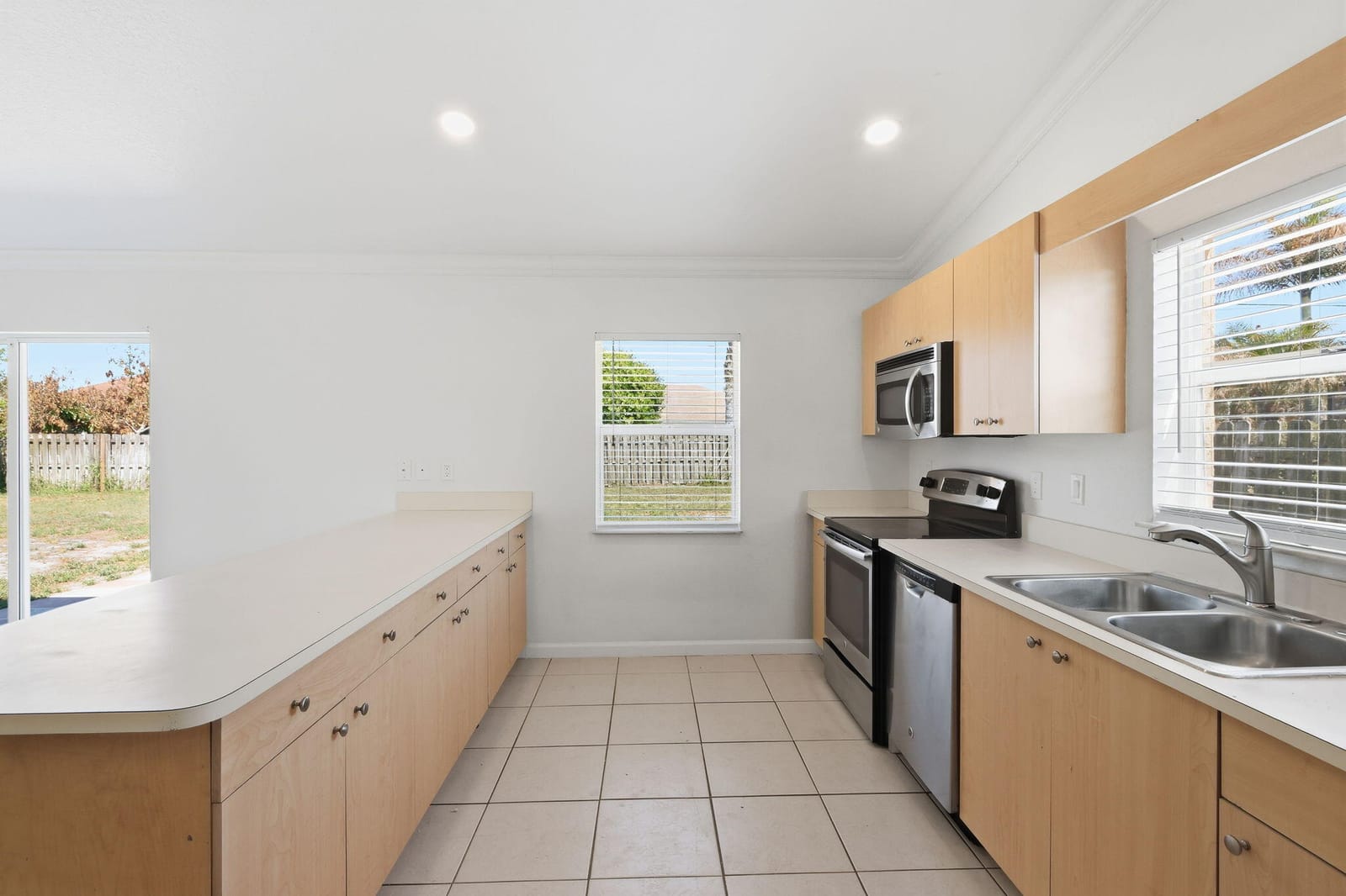 4381 SW Appleseed Road — photo 8