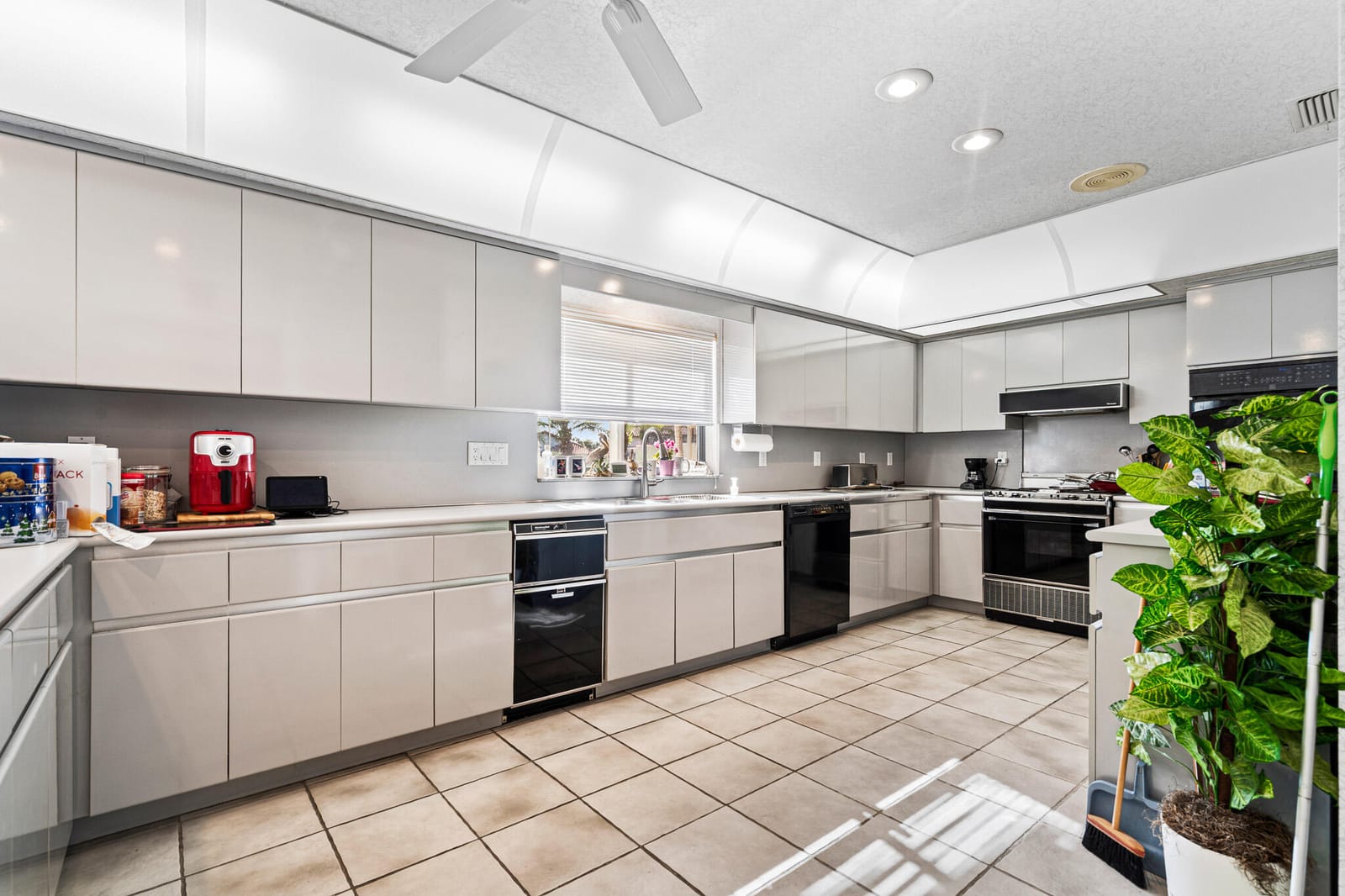 22589 Esplanada Drive, Boca Raton, FL 33433 photo 4