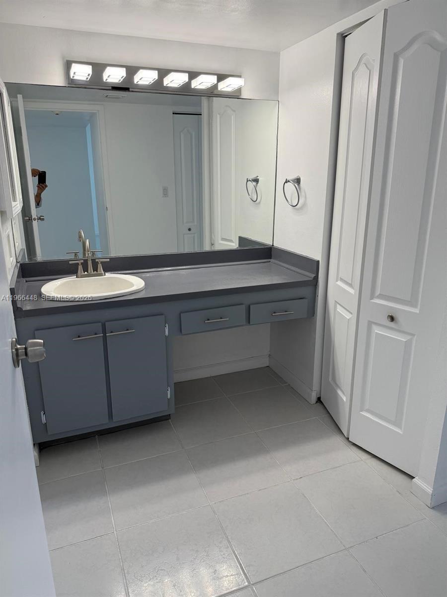 100 Bayview Drive 412 — photo 11