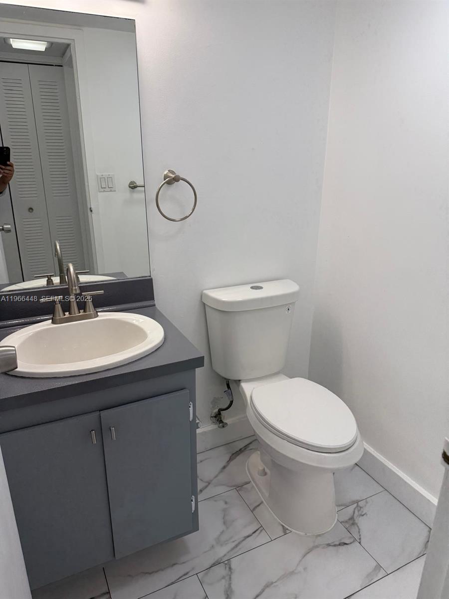 100 Bayview Drive 412 — photo 12