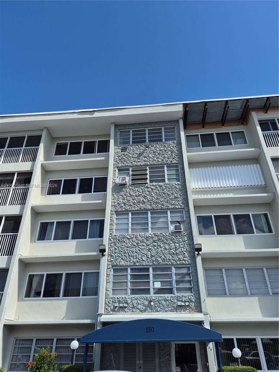 330 SE 2nd Street 202E, Hallandale Beach, FL 33009, Hallandale Beach
