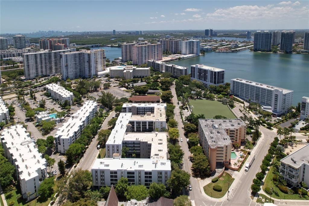 201 178th Drive 423, Sunny Isles Beach, FL 33160 photo 22