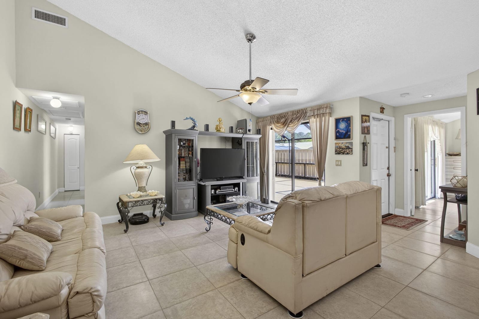 5662 Golden Eagle Circle — photo 4