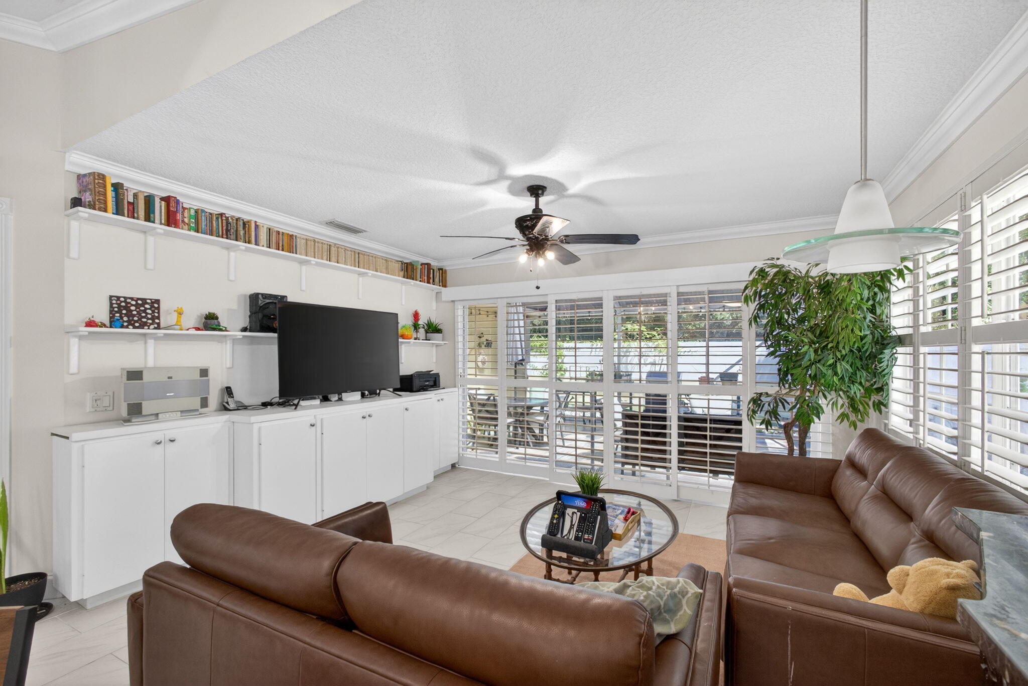 4047 Grove Point Road — photo 8