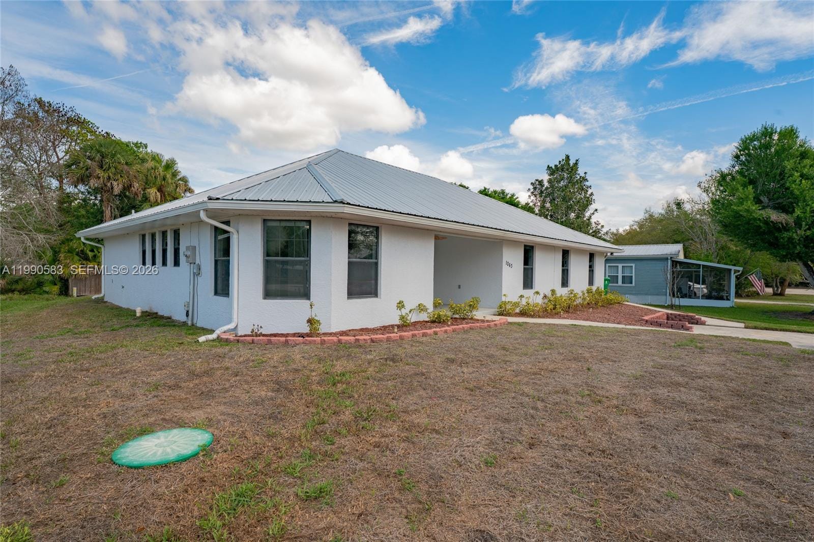 1063 Mayford Lake Road — photo 4
