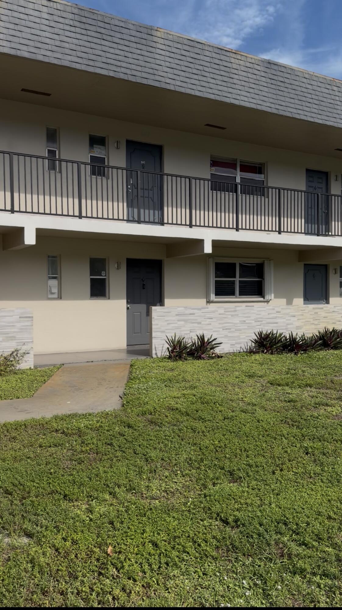 8001 Fairview Drive 106, Tamarac, FL 33321, Tamarac