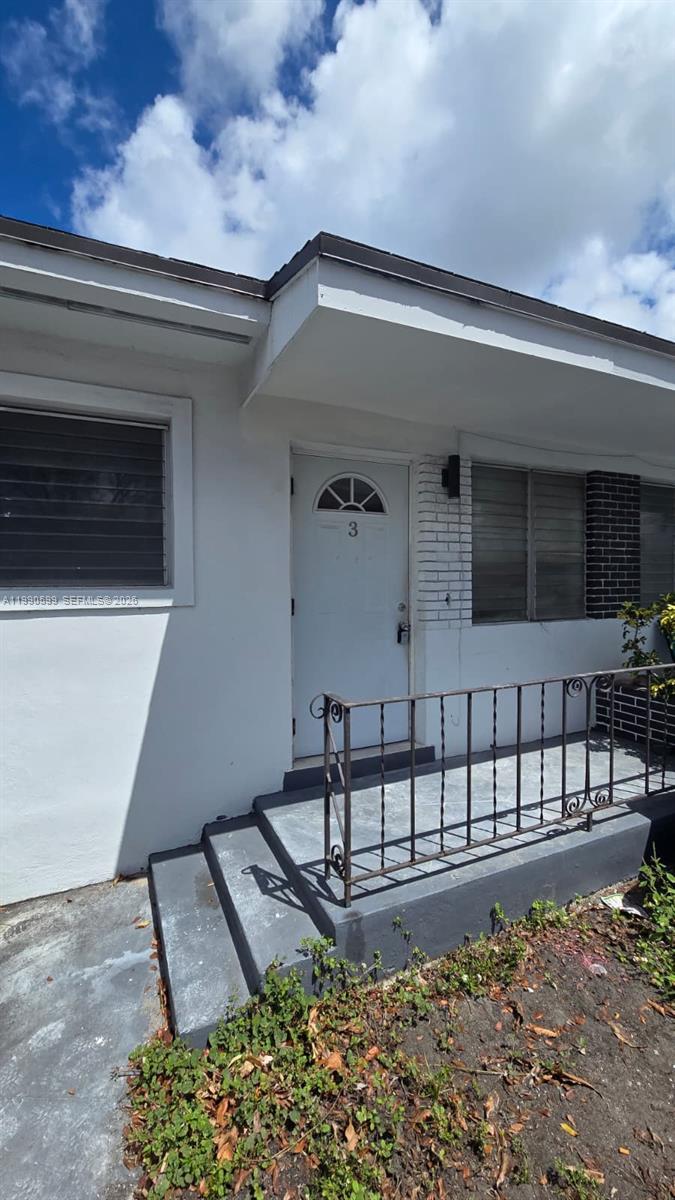 16131 NE 19th Place 3, North Miami Beach, FL 33162, North Miami Beach