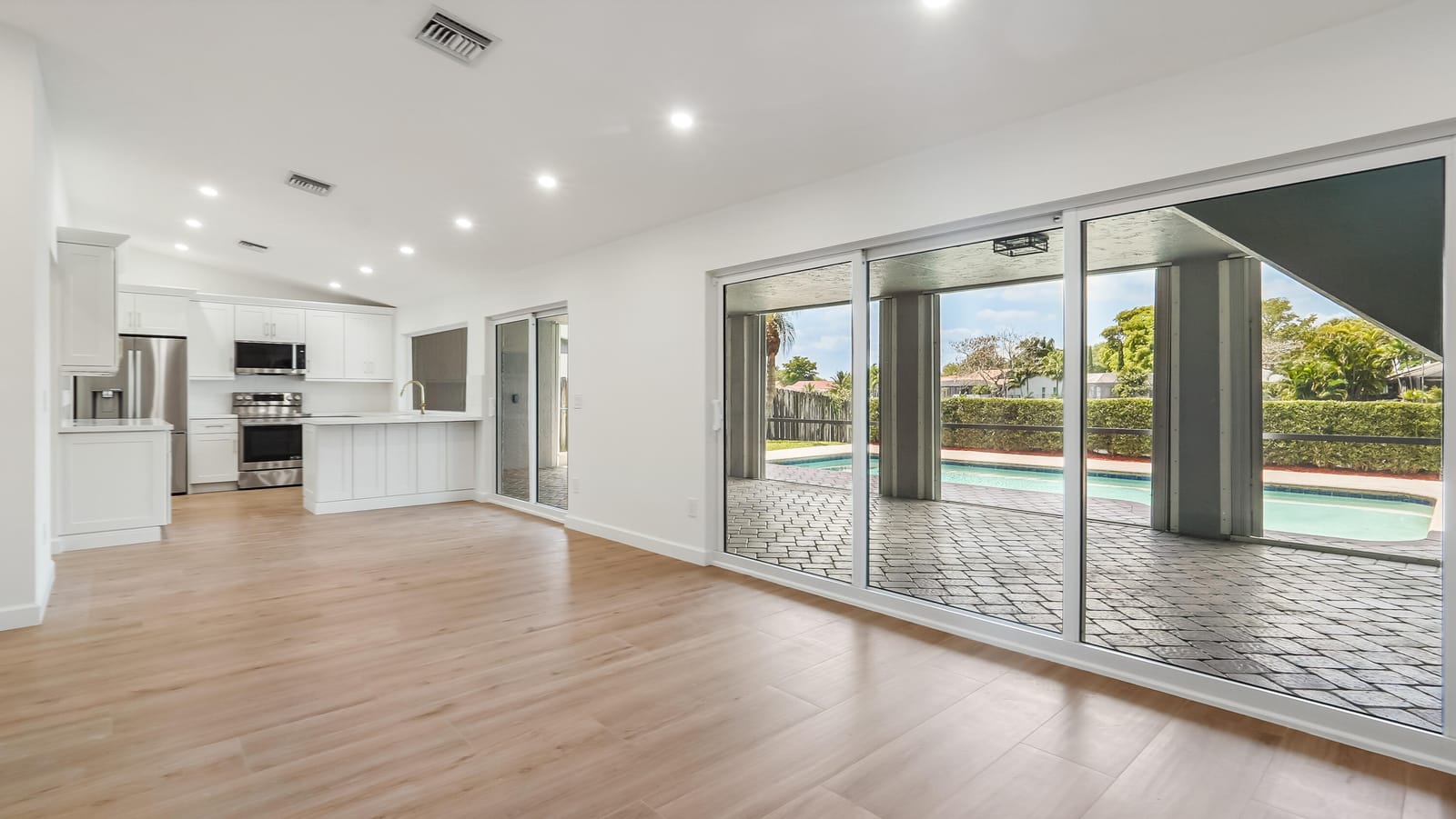 1071 NW 97th Avenue, Plantation, FL 33322 photo 15
