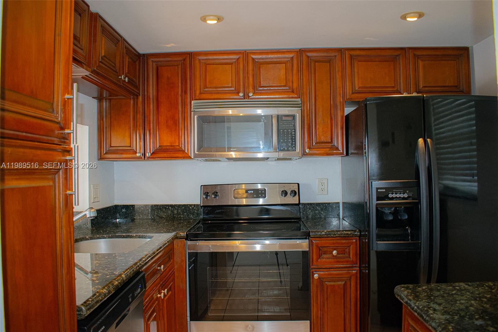 9230 Lagoon Place 411, Davie, FL 33324, Davie