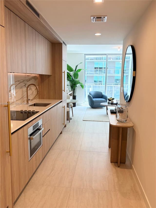 77 SE 5th Street 2709, Viceroy Brickell, Miami, FL