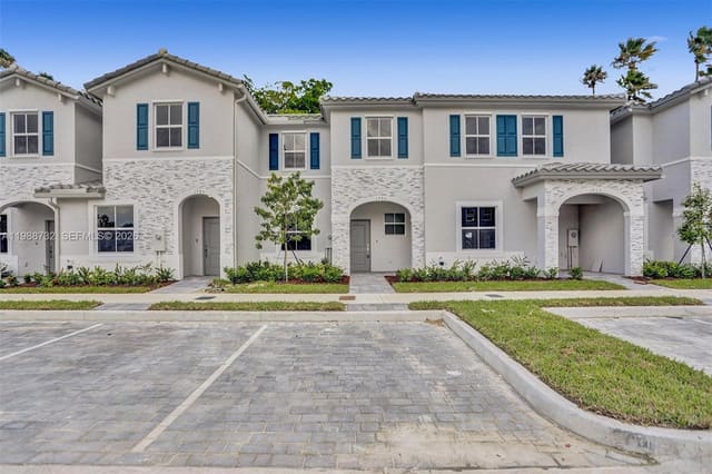 1795 SE 27th Road, sold in Keys Gate Residential, Homestead, FL
