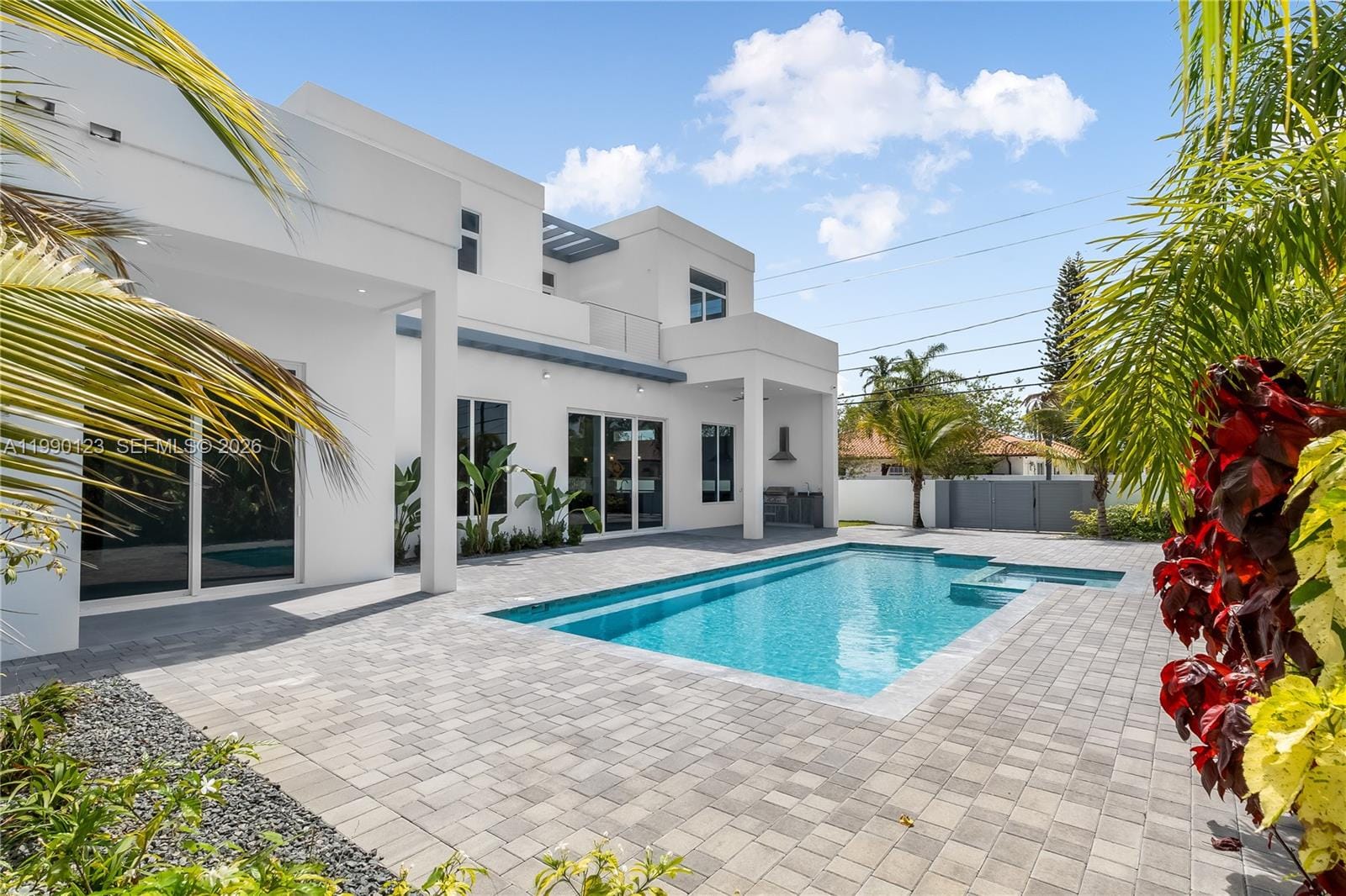 9895 NW 26th Street, Doral, FL 33172 photo 2