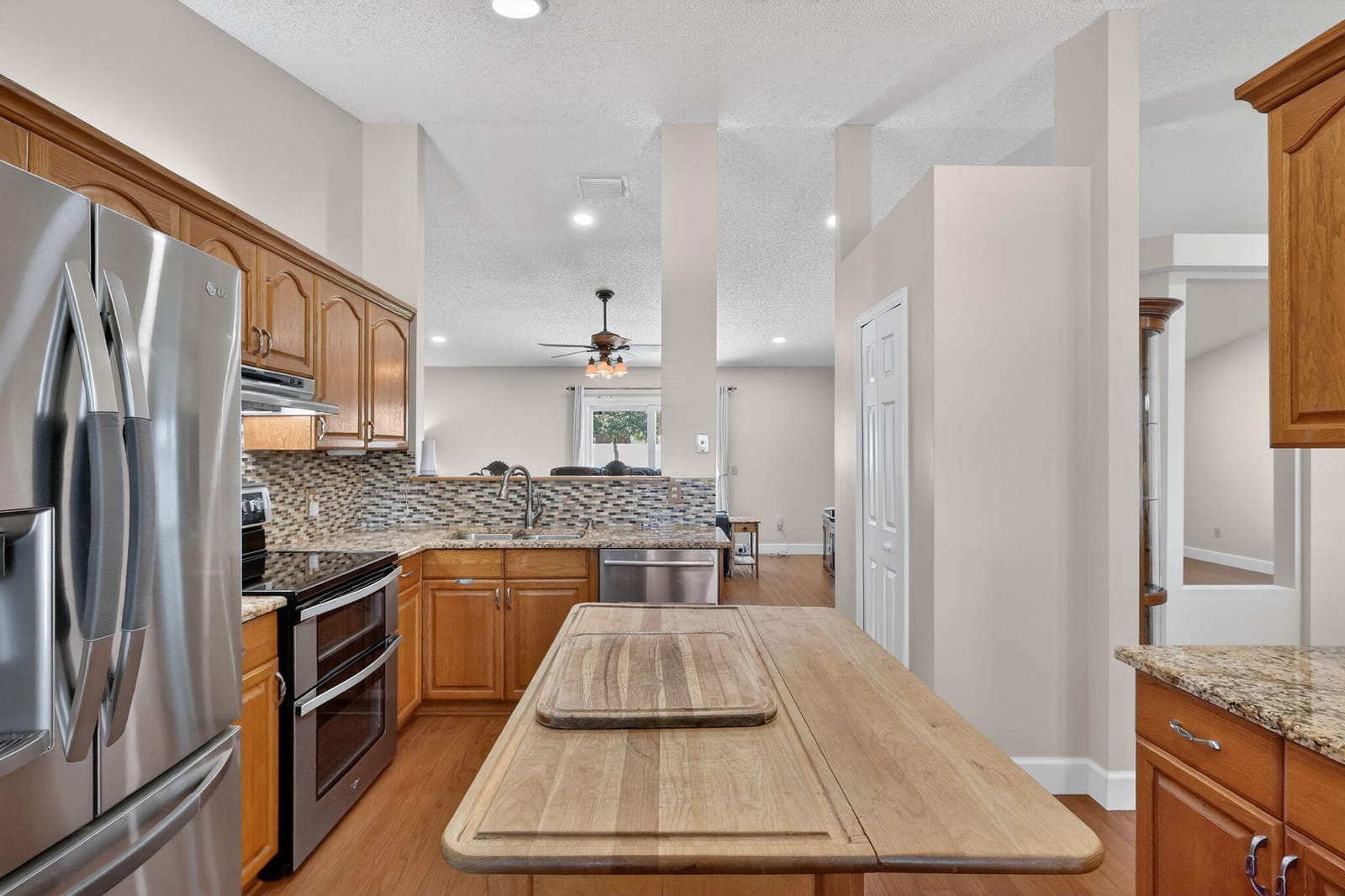 2672 SW Import Drive — photo 12