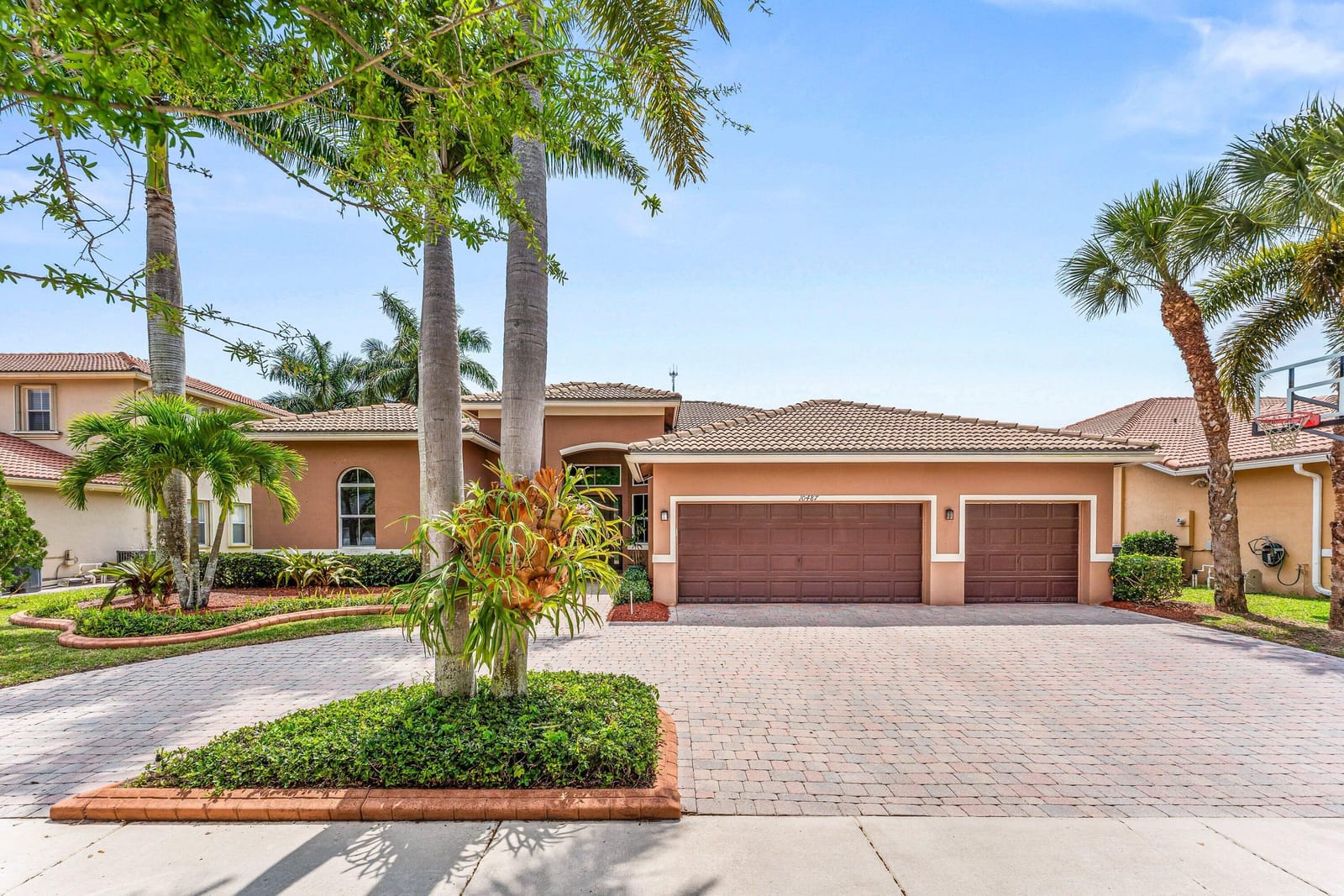 10487 Cypress Lakes Preserve Drive, Lake Worth, FL 33449