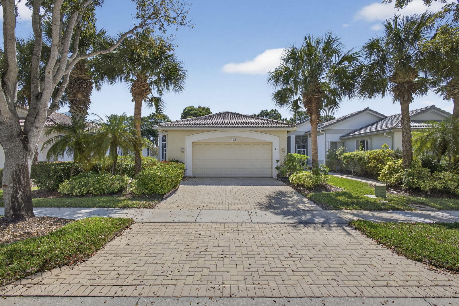 9198 Clipper Court — photo 2