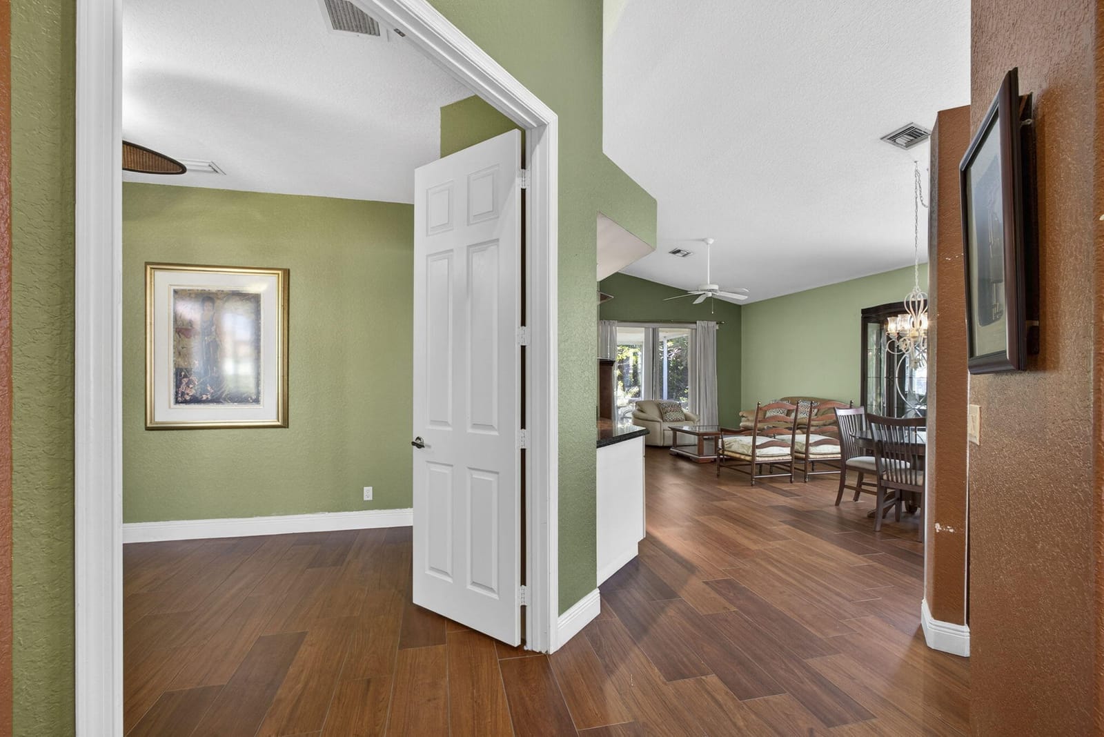9198 Clipper Court — photo 12