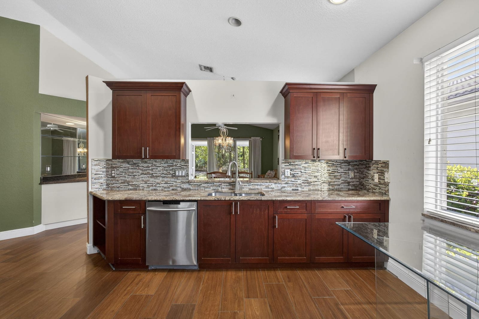 9198 Clipper Court — photo 7