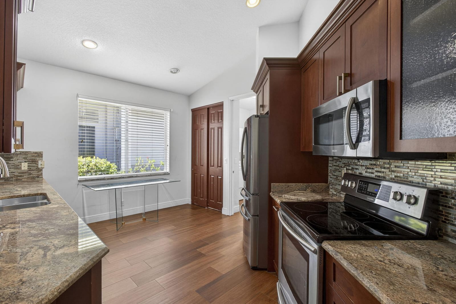 9198 Clipper Court — photo 10