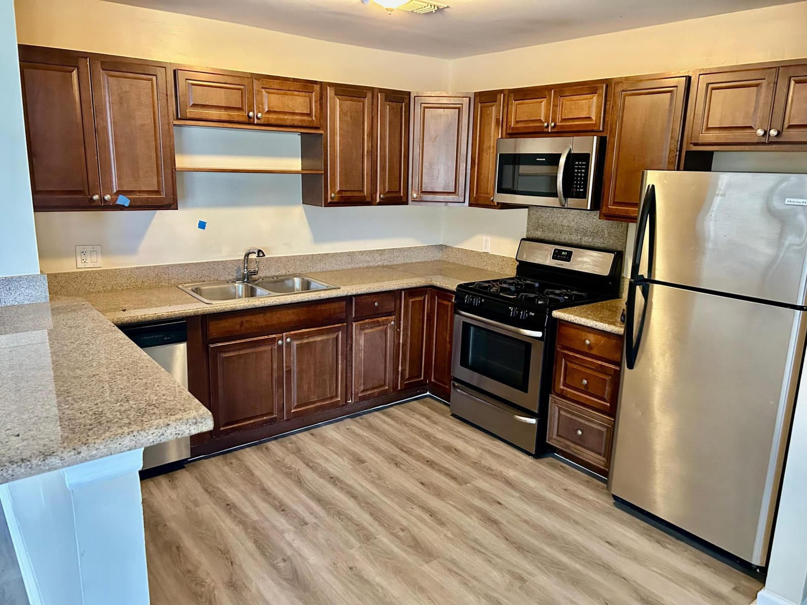 11450 NW 35th Place, Sunrise, FL 33323 photo 6