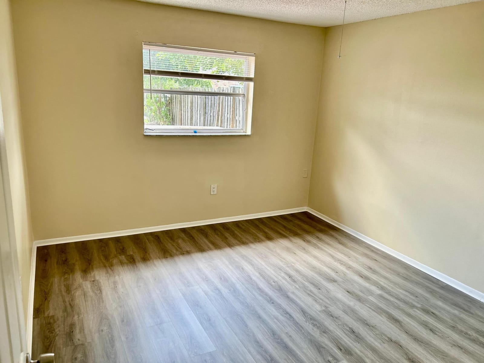 11450 NW 35th Place, Sunrise, FL 33323 photo 8