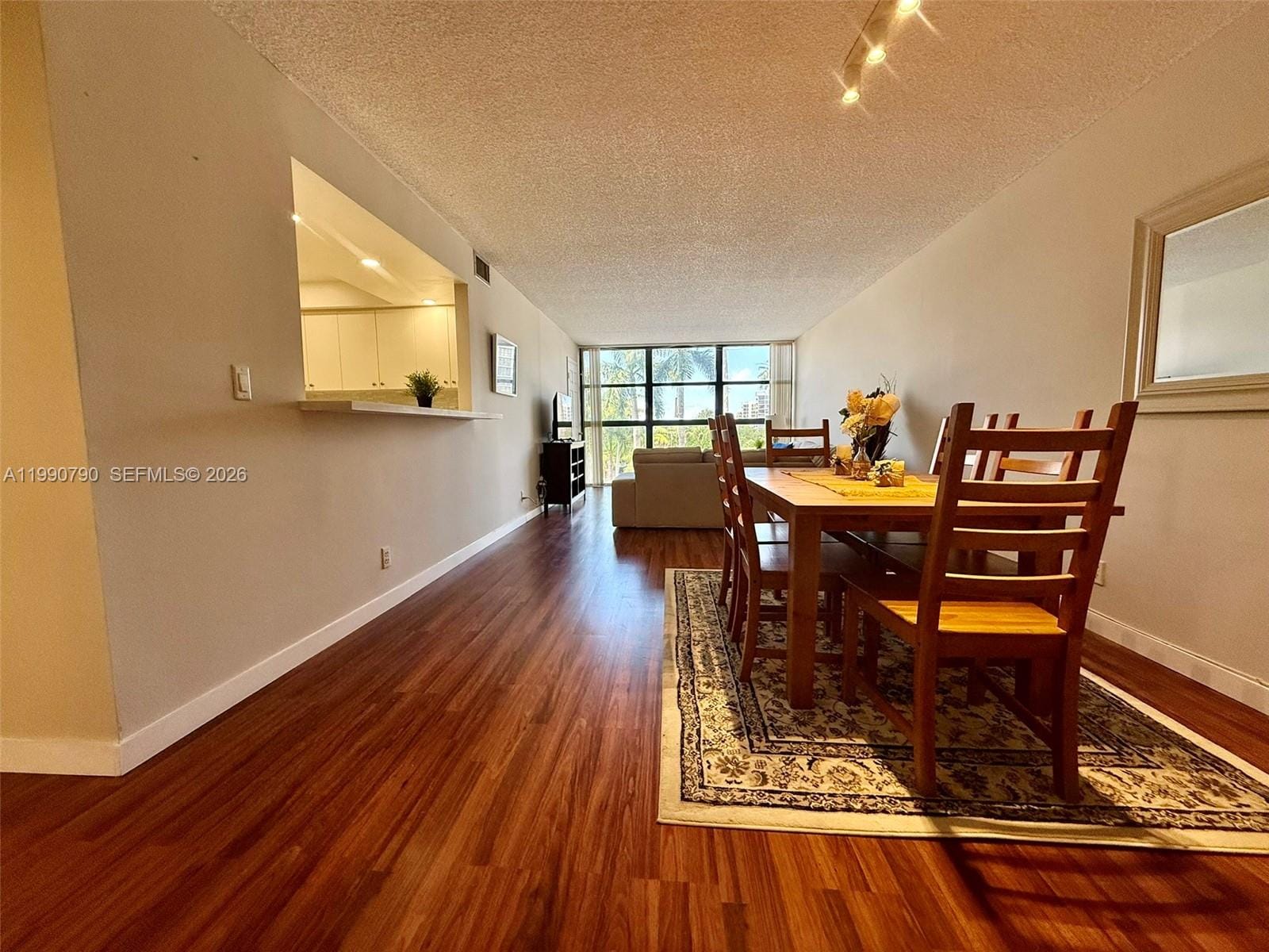 200 Leslie Drive 425 — photo 8