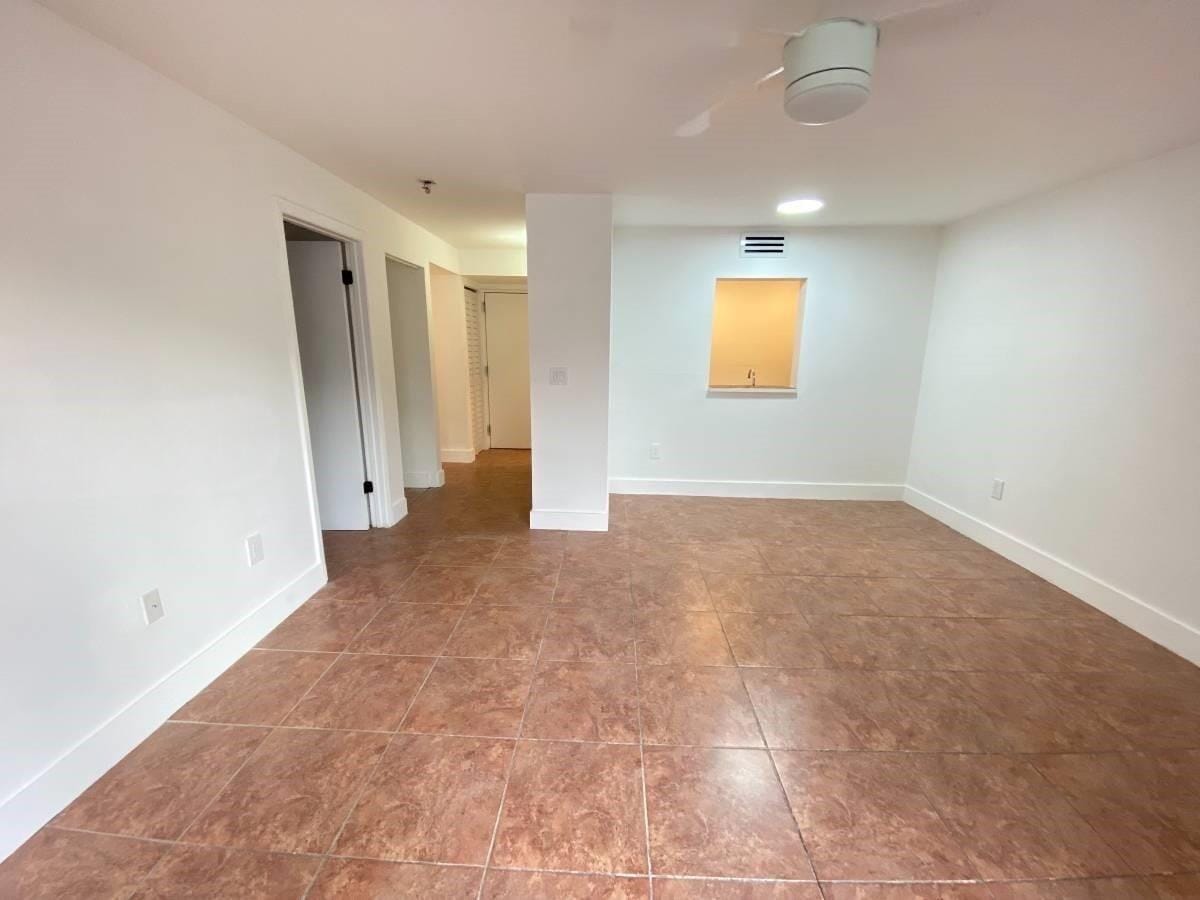 1740 NW N River Drive 319 — photo 4