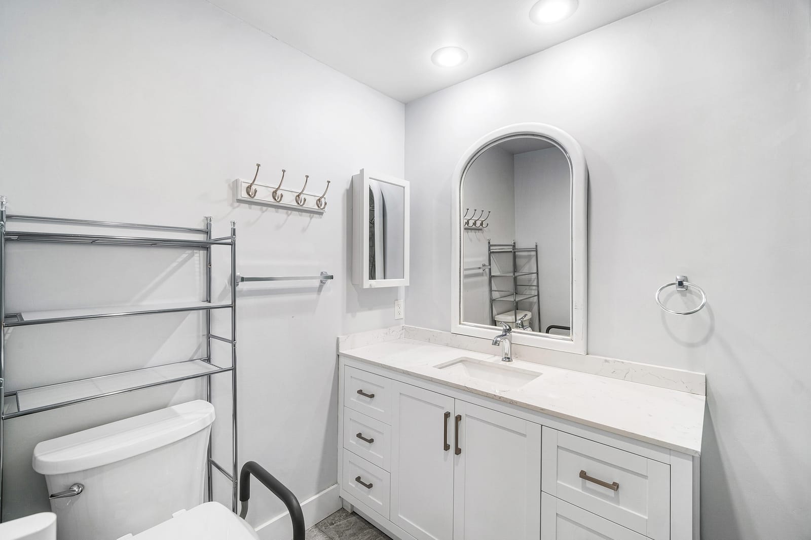 5041 Pine Drive, Boynton Beach, FL 33437 photo 11