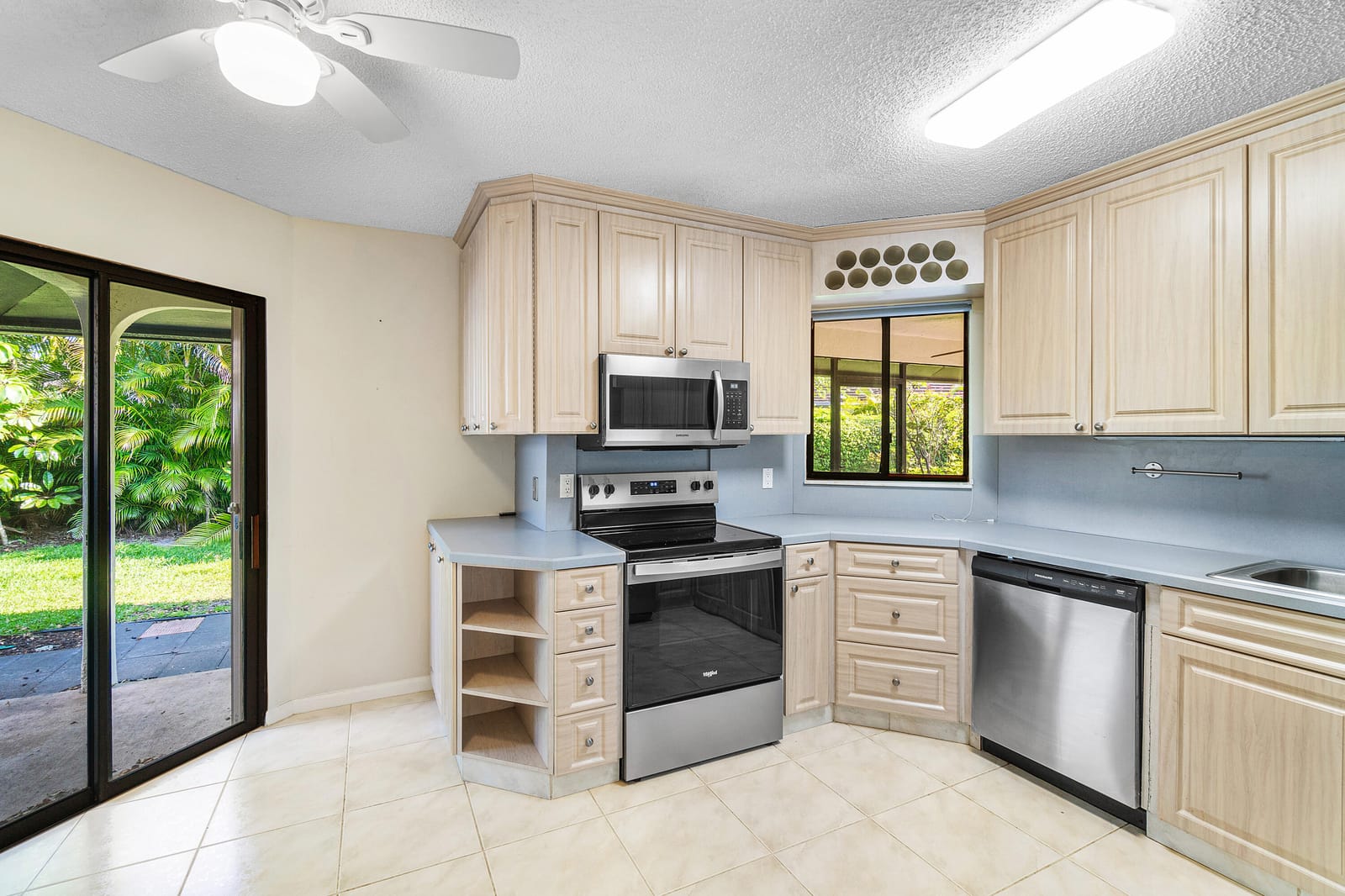 5041 Pine Drive, Boynton Beach, FL 33437 photo 5