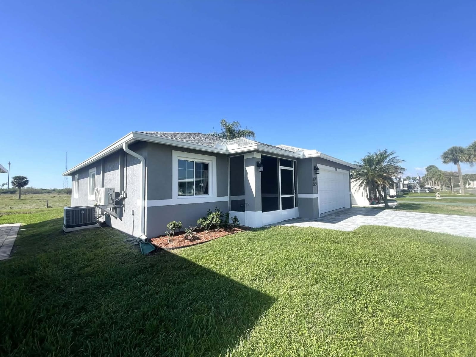 1320 SW 44th Boulevard — photo 3