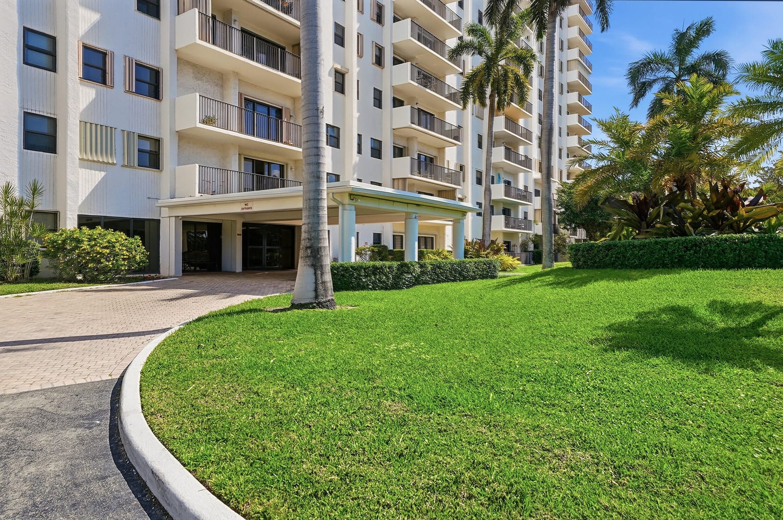 1201 S Ocean Drive 506s — photo 3