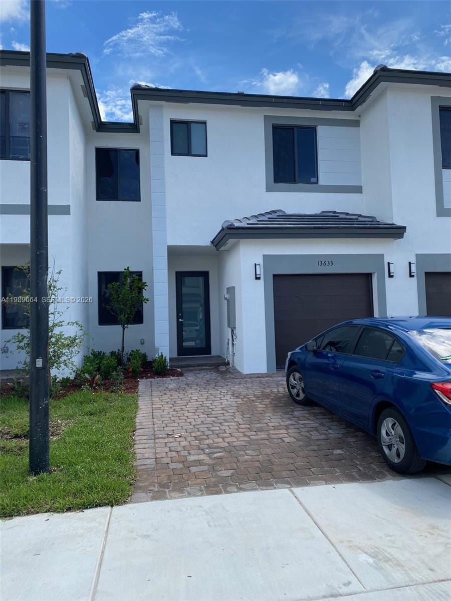 13633 SW 157th Place 0 — photo 4