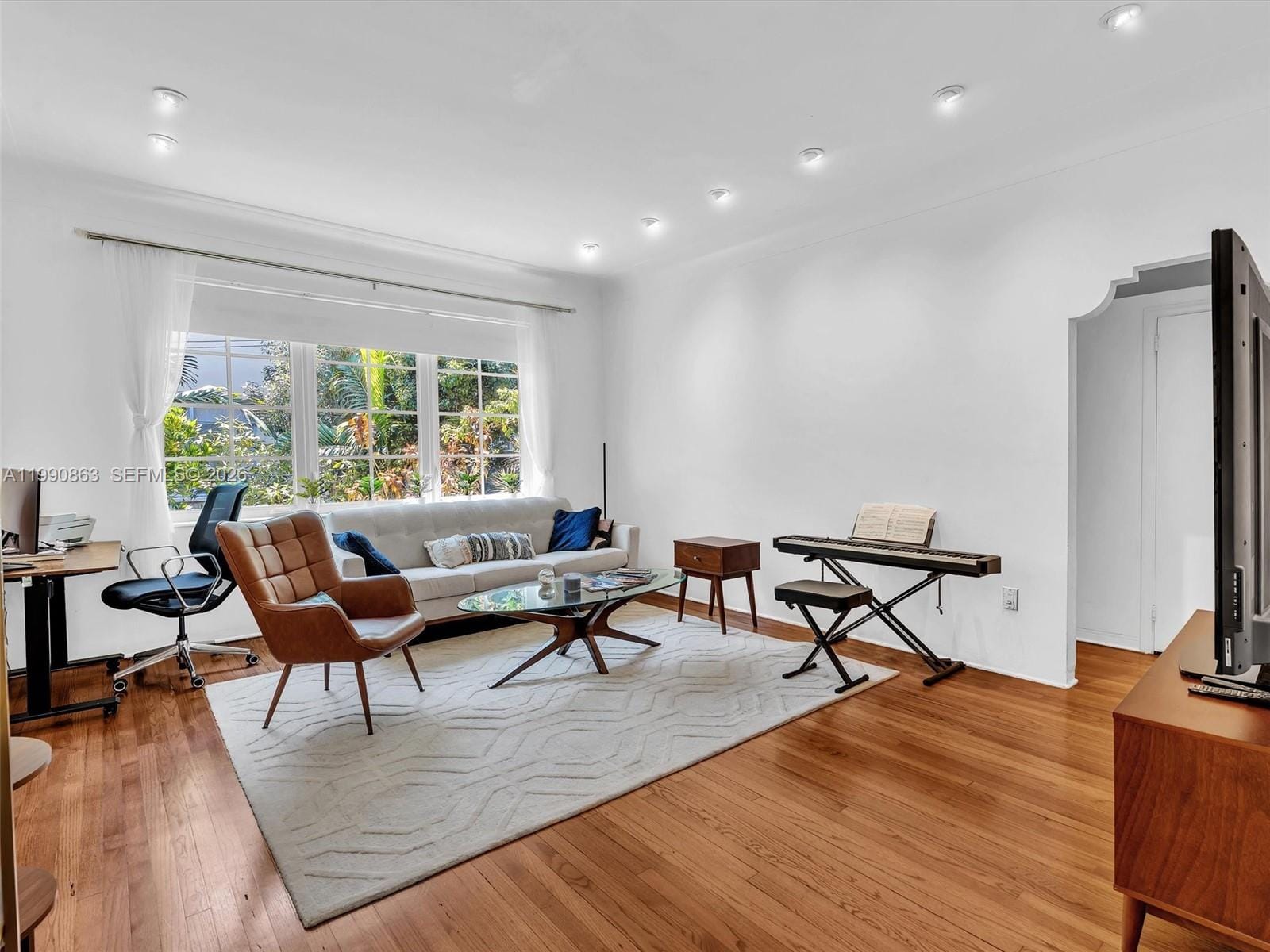 910 Lenox Avenue 2, Miami Beach, FL 33139